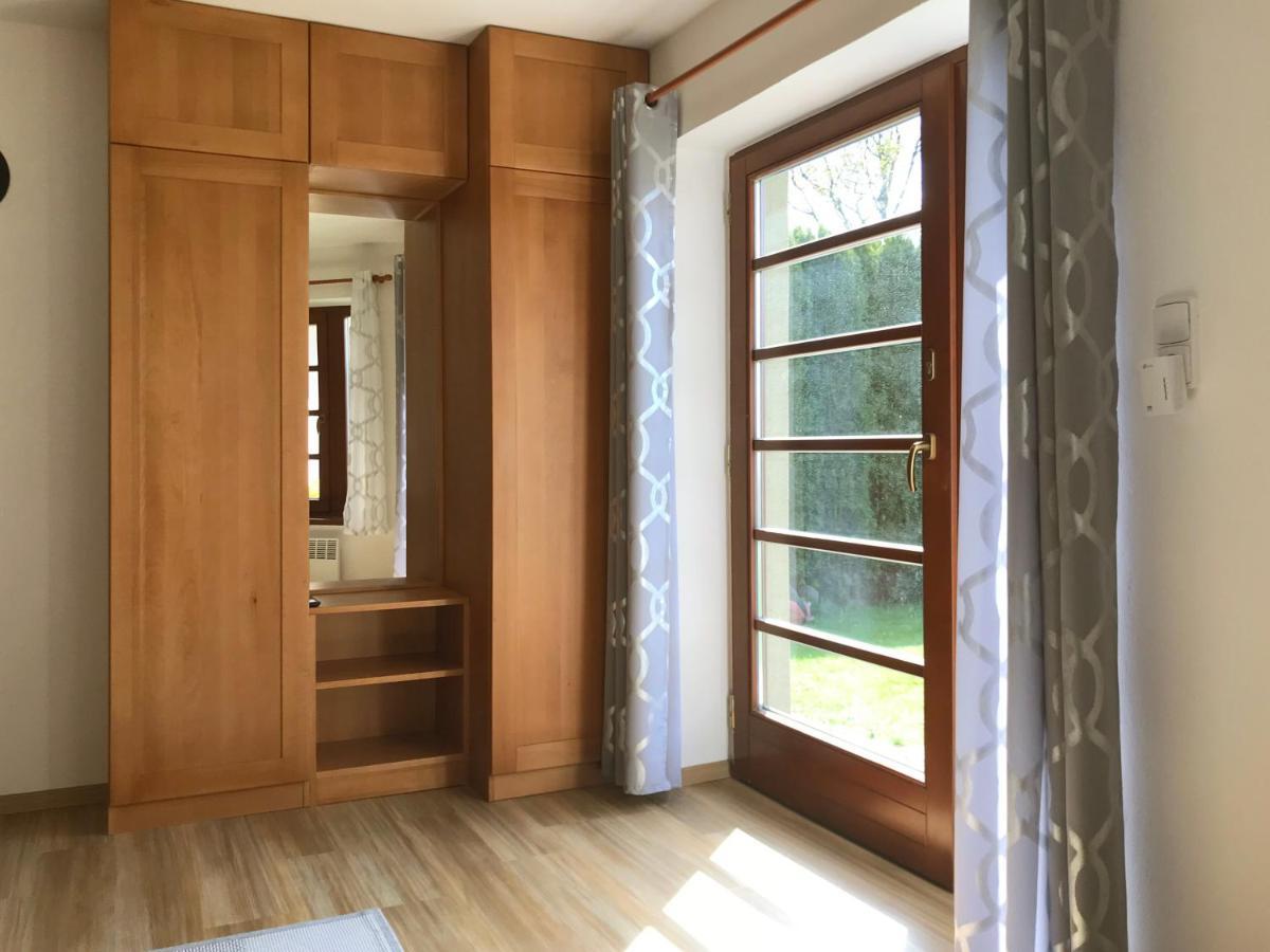 Apartman Hosin Apartment Hluboka nad Vltavou Ngoại thất bức ảnh